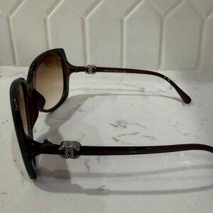 Chanel Ladies Brown Sunglasses